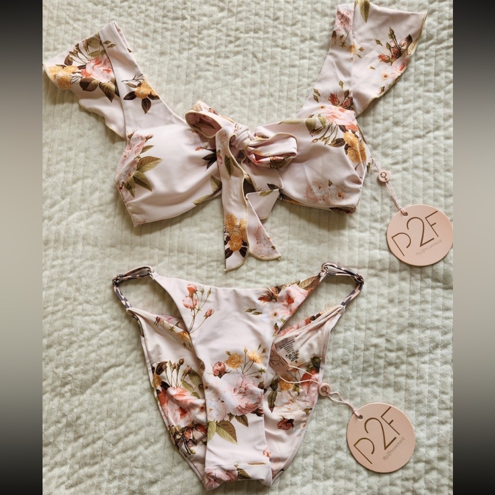 NWT Power 2 The Flower bikini top and bottom size S